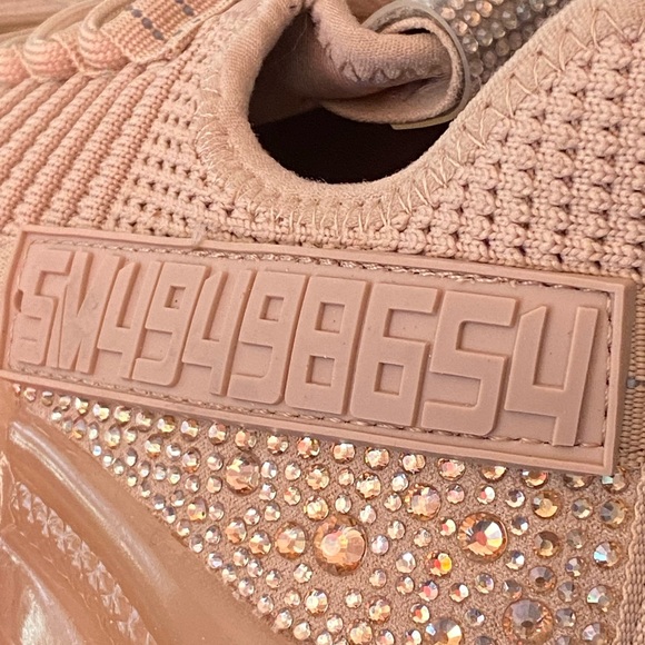 Steve Madden - MAXIMA monochromatic color with bling bling #blush #stevemadden - Picture 2 of 15